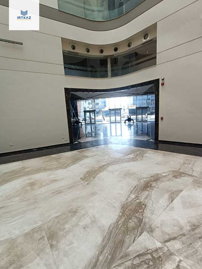 https://aqarmap.com.eg/en/listing/5988434-for-sale-cairo-new-cairo-compounds-kyrw-kbytl-sntr-ktlyst-llttwyr