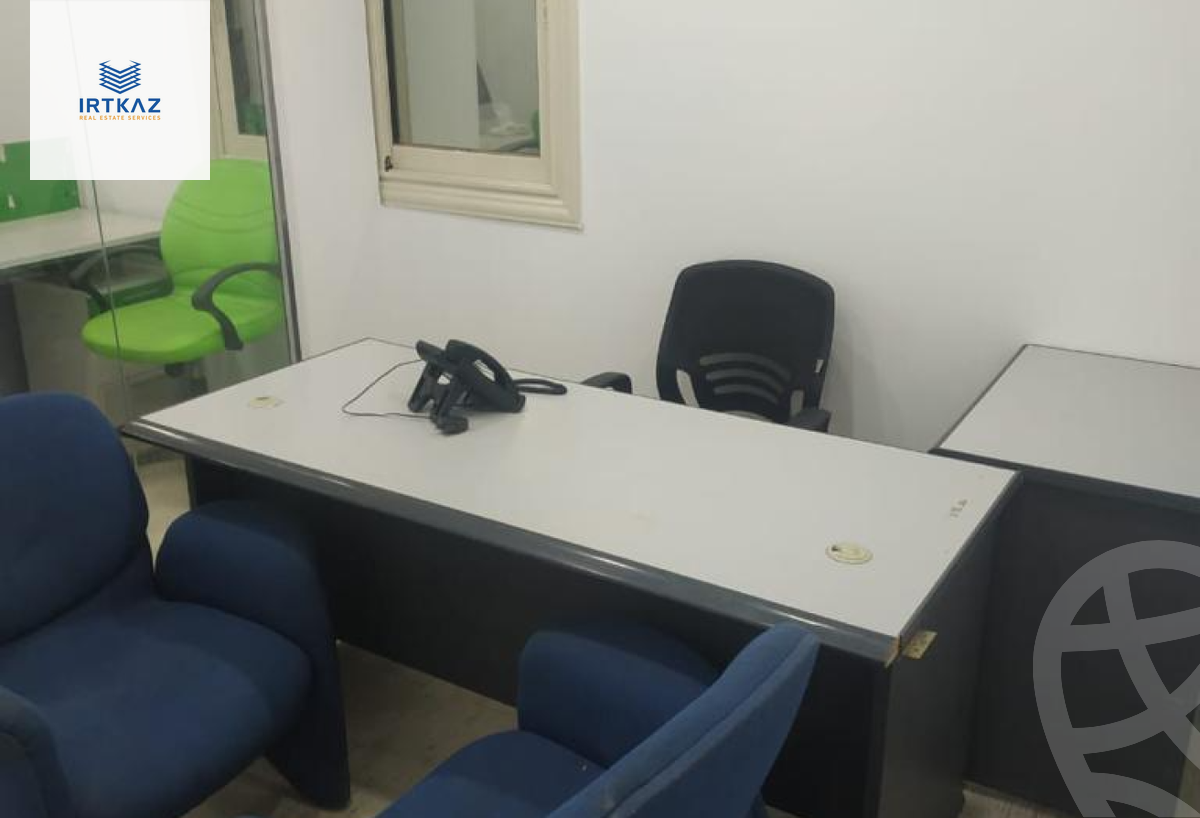 https://aqarmap.com.eg/ar/listing/6009050-for-rent-cairo-new-cairo-compounds-tryfywm-byzns-kwmblks-nm-llttwyr