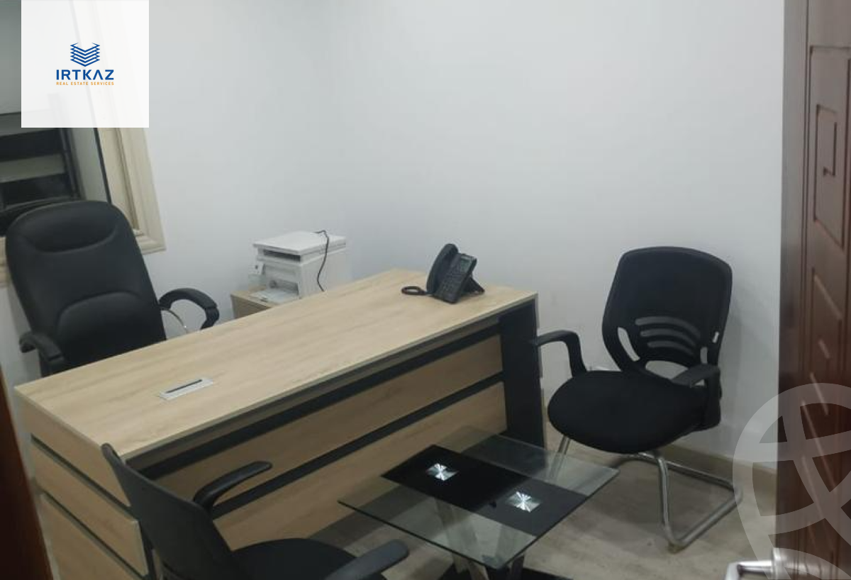 https://aqarmap.com.eg/ar/listing/6009050-for-rent-cairo-new-cairo-compounds-tryfywm-byzns-kwmblks-nm-llttwyr