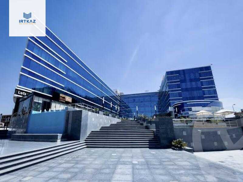 https://aqarmap.com.eg/en/listing/6012961-for-sale-cairo-new-cairo-compounds-tryfywm-skwyr-mwl-nm-llttwyr