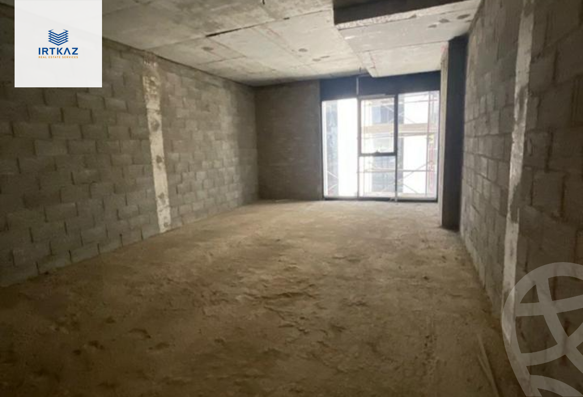 https://aqarmap.com.eg/ar/listing/6015115-for-rent-cairo-new-cairo-compounds-hyde-park-centre-ville-hyde-park