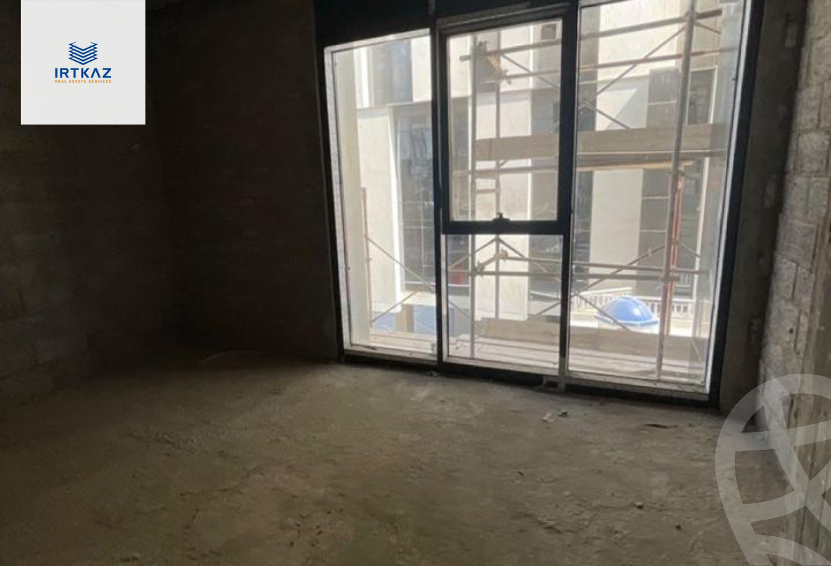 https://aqarmap.com.eg/ar/listing/6015115-for-rent-cairo-new-cairo-compounds-hyde-park-centre-ville-hyde-park