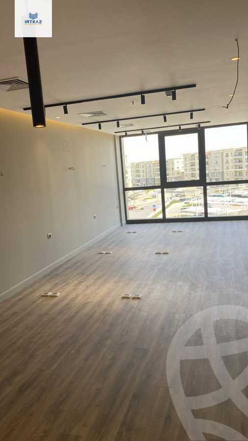 https://aqarmap.com.eg/en/listing/6023064-for-rent-cairo-new-cairo-compounds-mivida-mivida-business-park-emaar