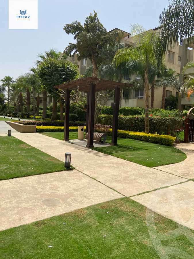 https://aqarmap.com.eg/en/listing/6023077-for-sale-cairo-new-cairo-compounds-park-view