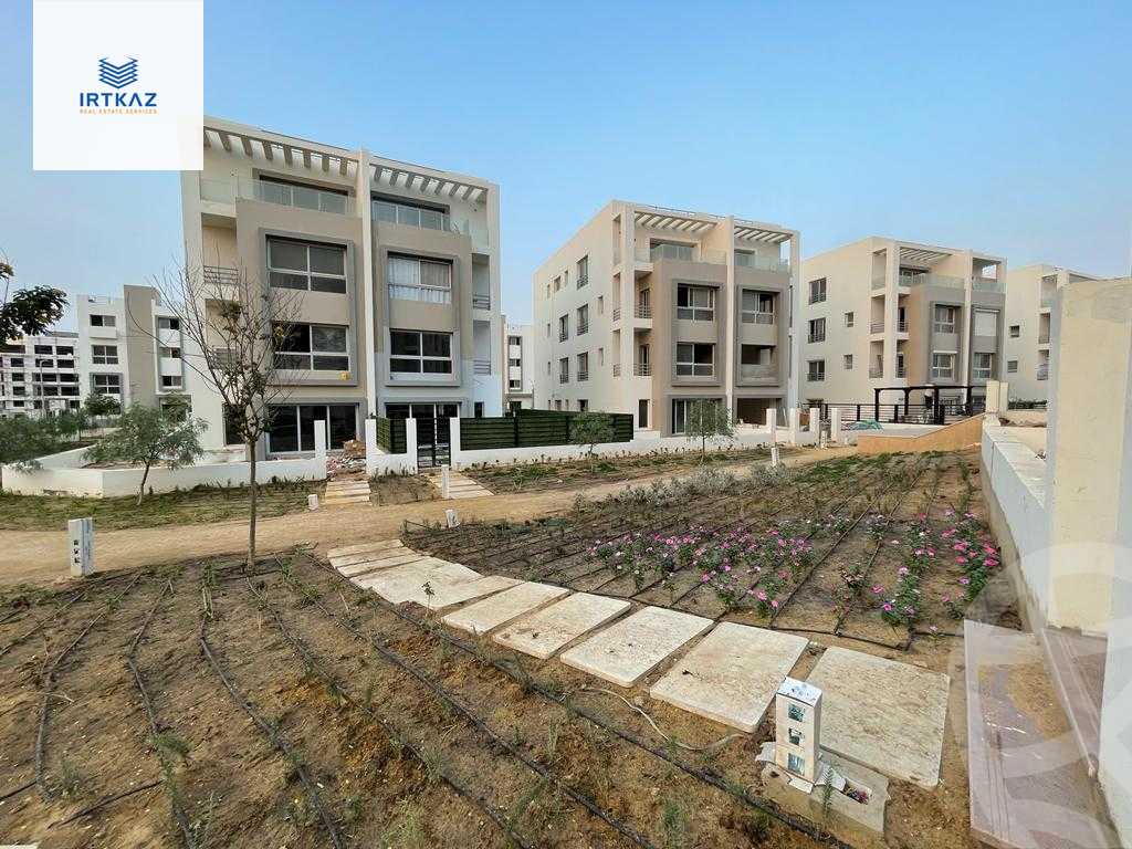https://aqarmap.com.eg/ar/listing/6023237-for-sale-cairo-new-cairo-compounds-hyde-park-centre-ville-hyde-park