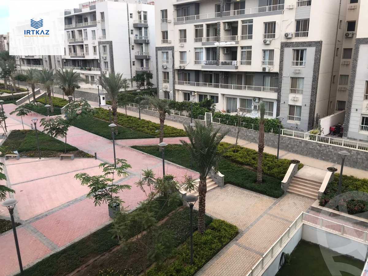 https://aqarmap.com.eg/en/listing/6046277-for-sale-cairo-new-cairo-compounds-jyd
