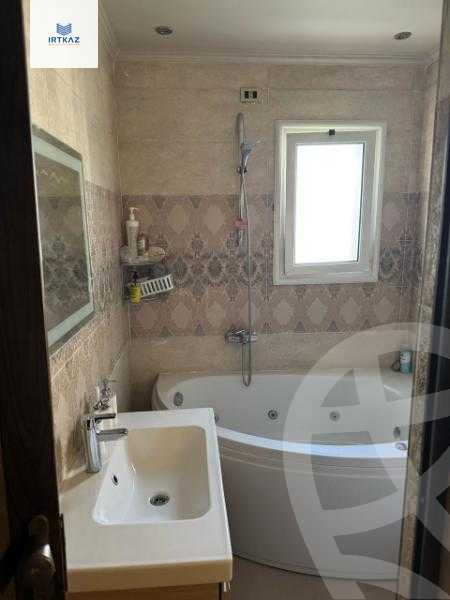 https://aqarmap.com.eg/en/listing/6063230-for-sale-cairo-new-cairo-compounds-mountain-view-executive-residence