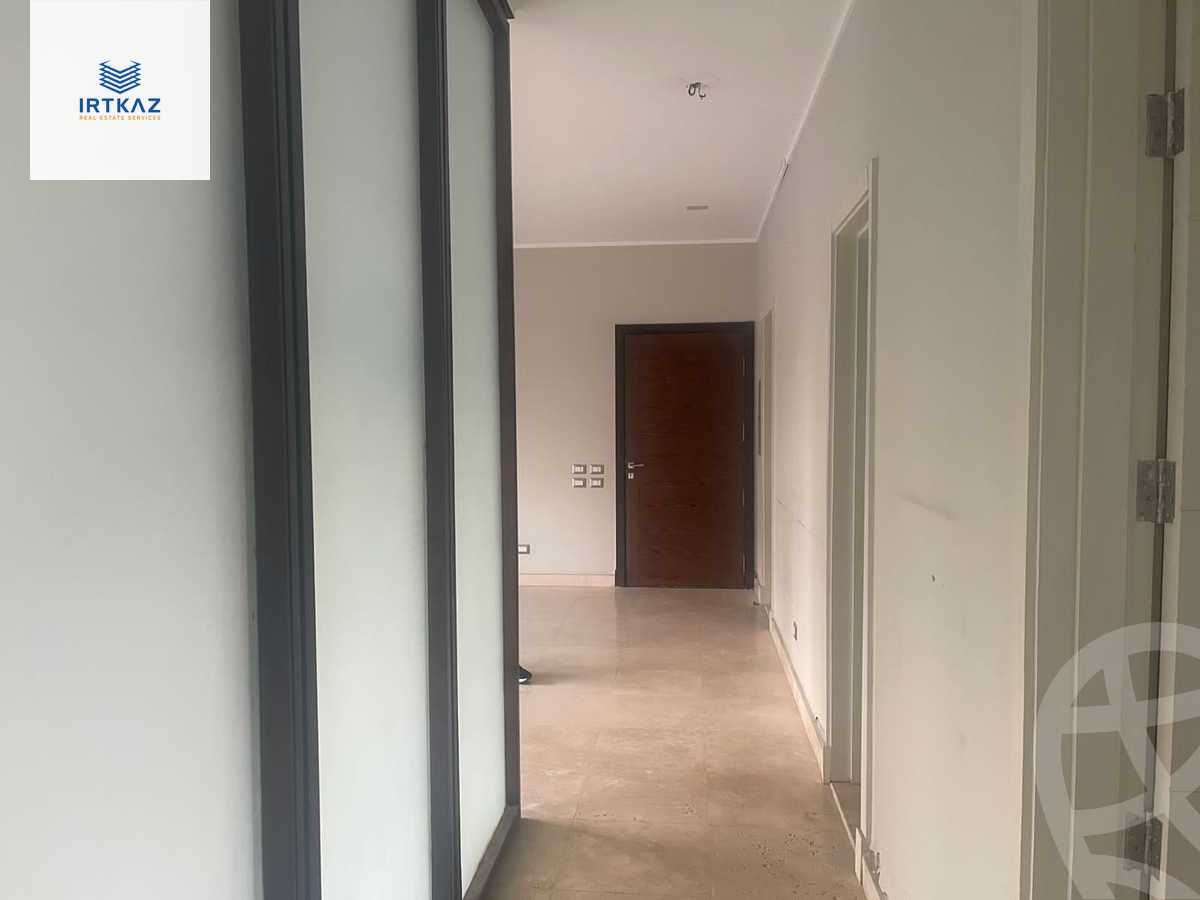 https://aqarmap.com.eg/ar/listing/6066639-for-sale-cairo-new-cairo-compounds-kmbwnd-fyldj-jyt-blm-hylz