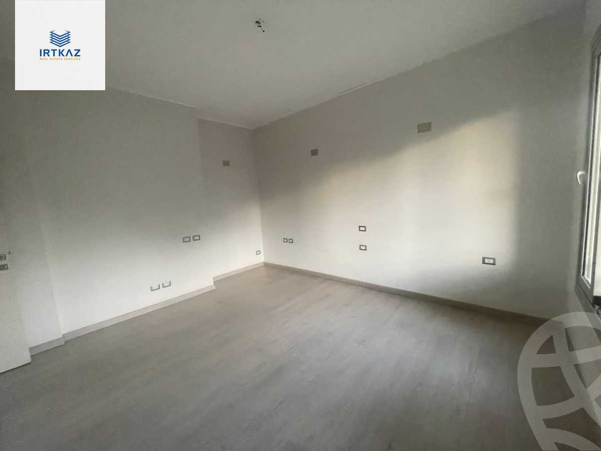 https://aqarmap.com.eg/ar/listing/6066639-for-sale-cairo-new-cairo-compounds-kmbwnd-fyldj-jyt-blm-hylz