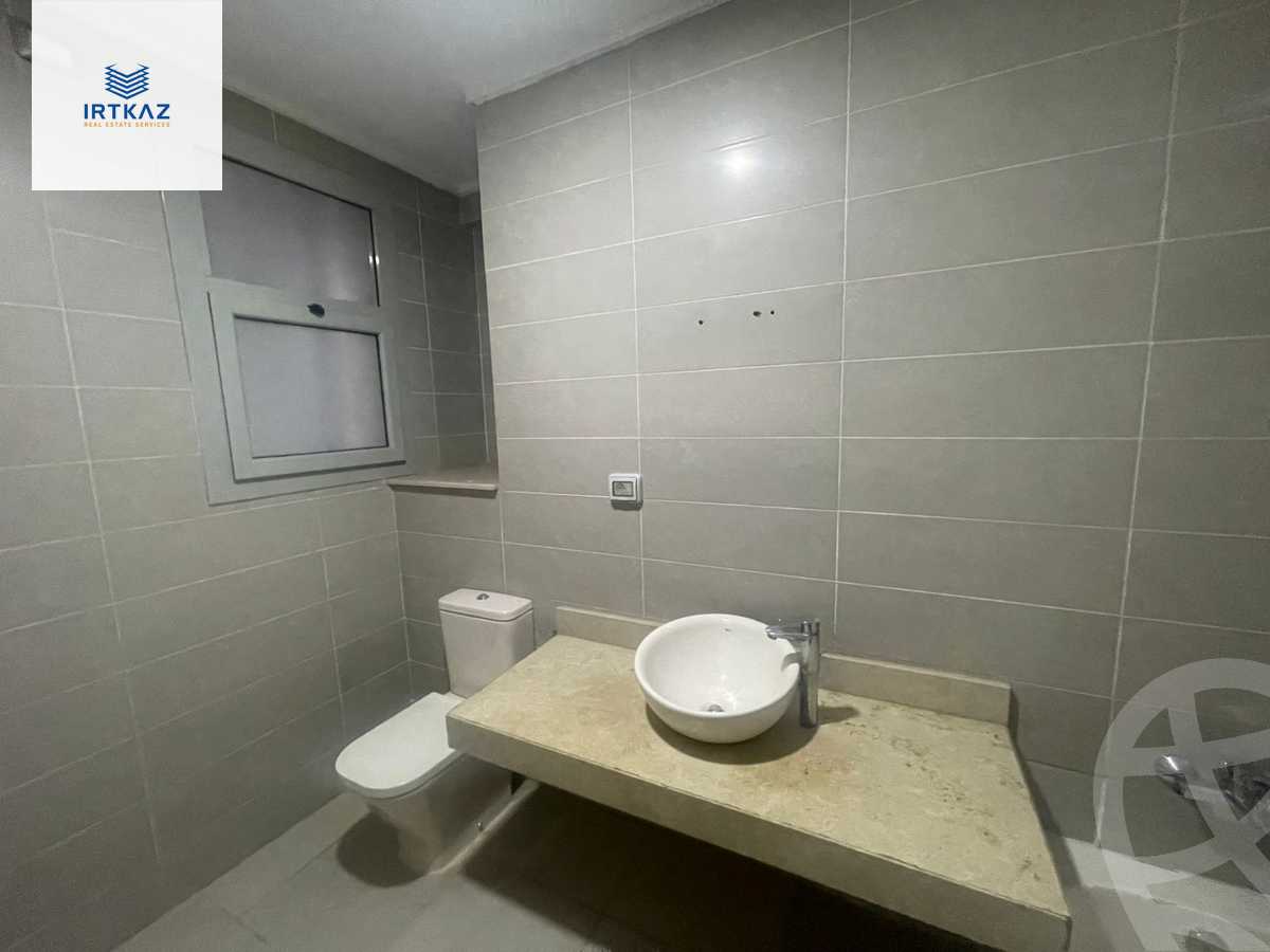 https://aqarmap.com.eg/ar/listing/6066639-for-sale-cairo-new-cairo-compounds-kmbwnd-fyldj-jyt-blm-hylz