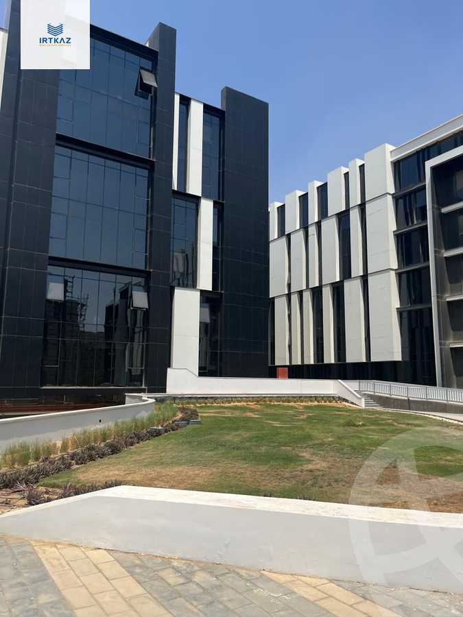 https://aqarmap.com.eg/en/listing/6079920-for-rent-cairo-new-cairo-compounds-hyde-park-business-district