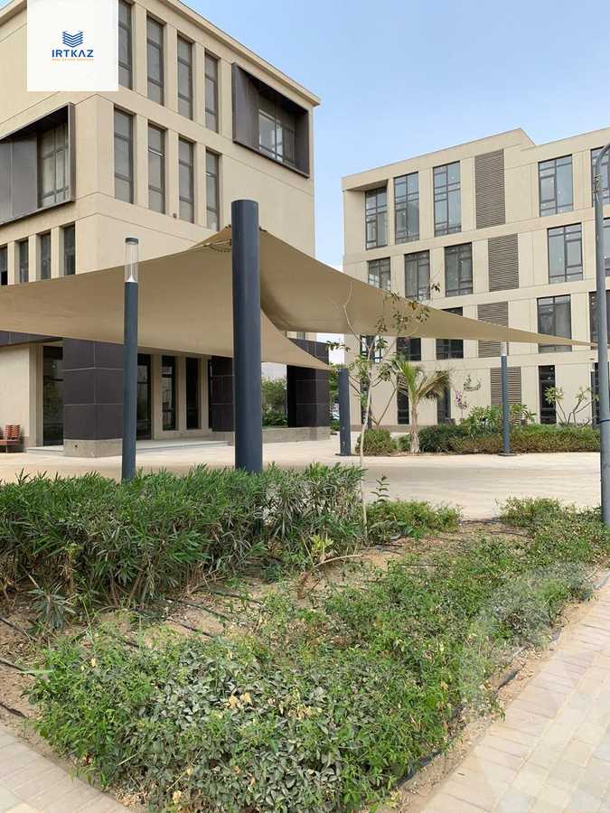https://aqarmap.com.eg/en/listing/6083379-for-sale-cairo-new-cairo-compounds-district-5