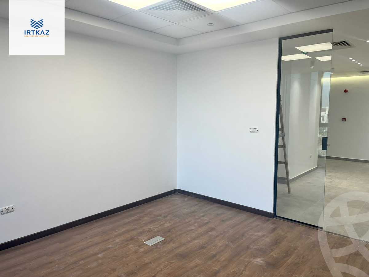 https://aqarmap.com.eg/en/listing/6083426-for-rent-cairo-new-cairo-compounds-hyde-park-business-district