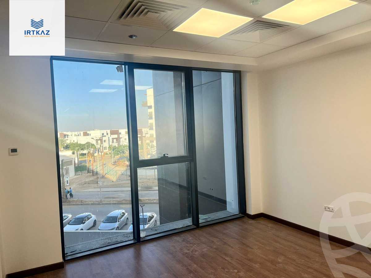 https://aqarmap.com.eg/en/listing/6083426-for-rent-cairo-new-cairo-compounds-hyde-park-business-district