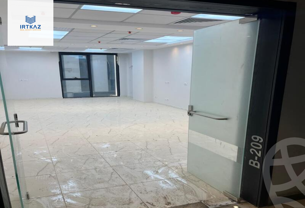 https://aqarmap.com.eg/en/listing/6331666-for-rent-cairo-new-cairo-compounds-hyde-park-business-district