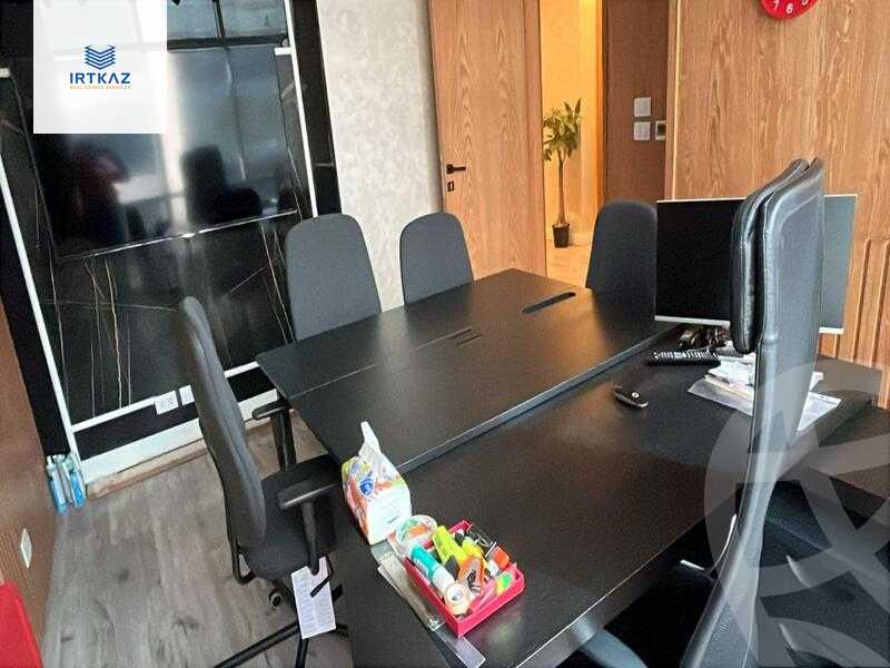 https://aqarmap.com.eg/en/listing/6357647-for-sale-cairo-new-cairo-compounds-tryfywm-byzns-kwmblks-nm-llttwyr