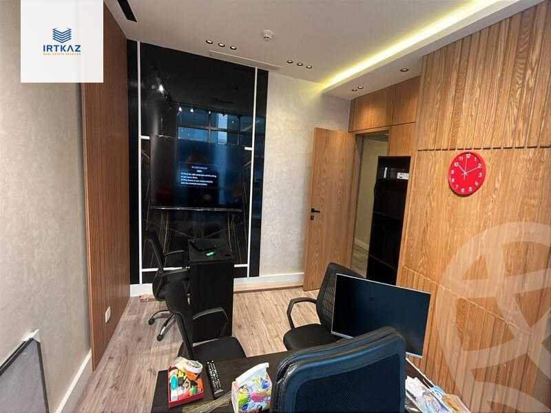 https://aqarmap.com.eg/en/listing/6357647-for-sale-cairo-new-cairo-compounds-tryfywm-byzns-kwmblks-nm-llttwyr