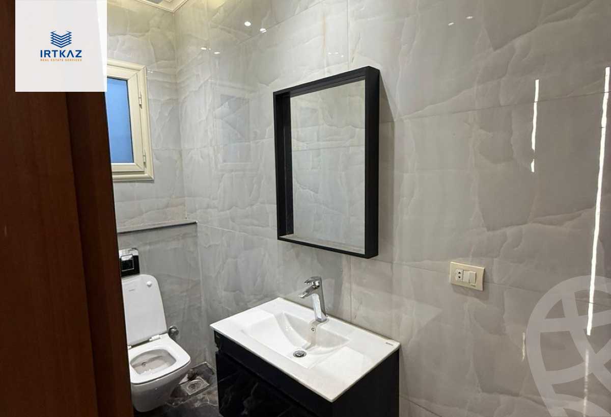 https://aqarmap.com.eg/ar/listing/6374475-for-sale-cairo-new-cairo-compounds-hayati-residence
