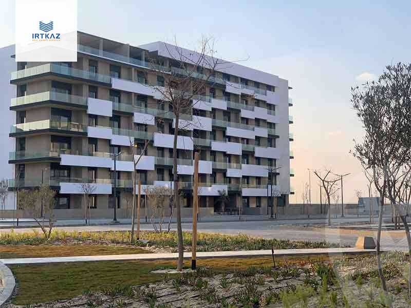 https://aqarmap.com.eg/ar/listing/6384553-for-sale-cairo-el-shorouk-compounds-al-burouj-compound-imkan