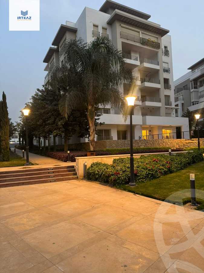https://aqarmap.com.eg/ar/listing/6535016-for-sale-cairo-new-cairo-compounds-hyde-park-centre-ville-hyde-park