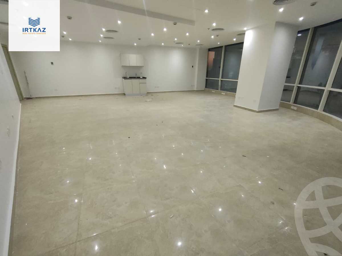 https://aqarmap.com.eg/en/listing/6543828-for-rent-cairo-new-cairo-compounds-kyrw-kbytl-sntr-ktlyst-llttwyr