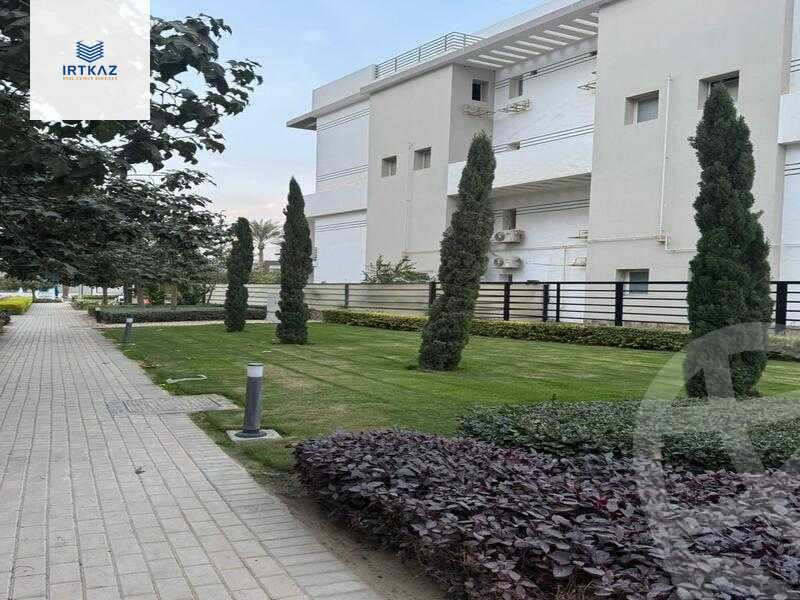 https://aqarmap.com.eg/ar/listing/6521786-for-sale-cairo-new-cairo-compounds-hyde-park-centre-ville-hyde-park