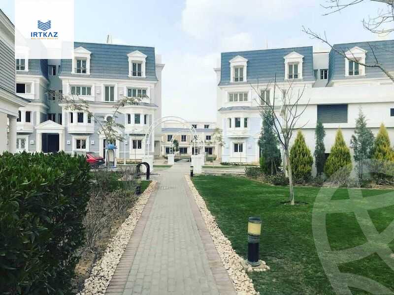 https://aqarmap.com.eg/ar/listing/6585454-for-sale-cairo-new-cairo-compounds-mountain-view-hyde-park