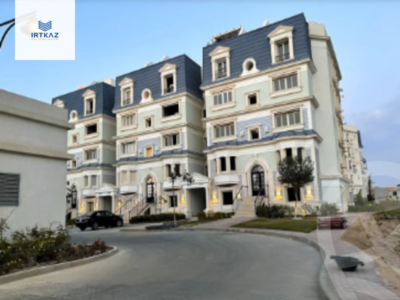 https://aqarmap.com.eg/ar/listing/6585454-for-sale-cairo-new-cairo-compounds-mountain-view-hyde-park