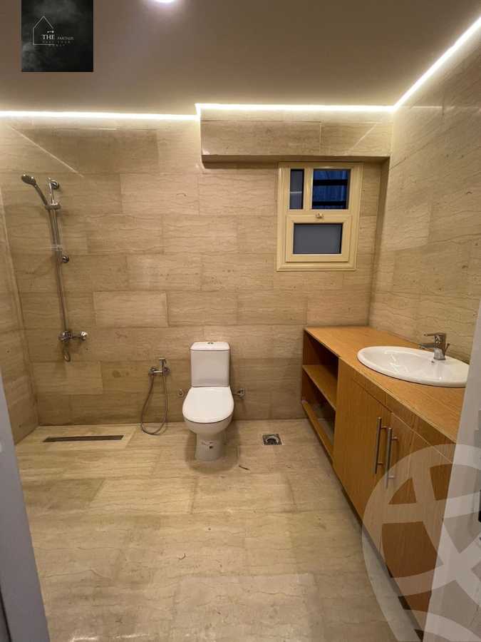 https://aqarmap.com.eg/ar/listing/4584676-for-sale-cairo-new-cairo-compounds-fifth-square