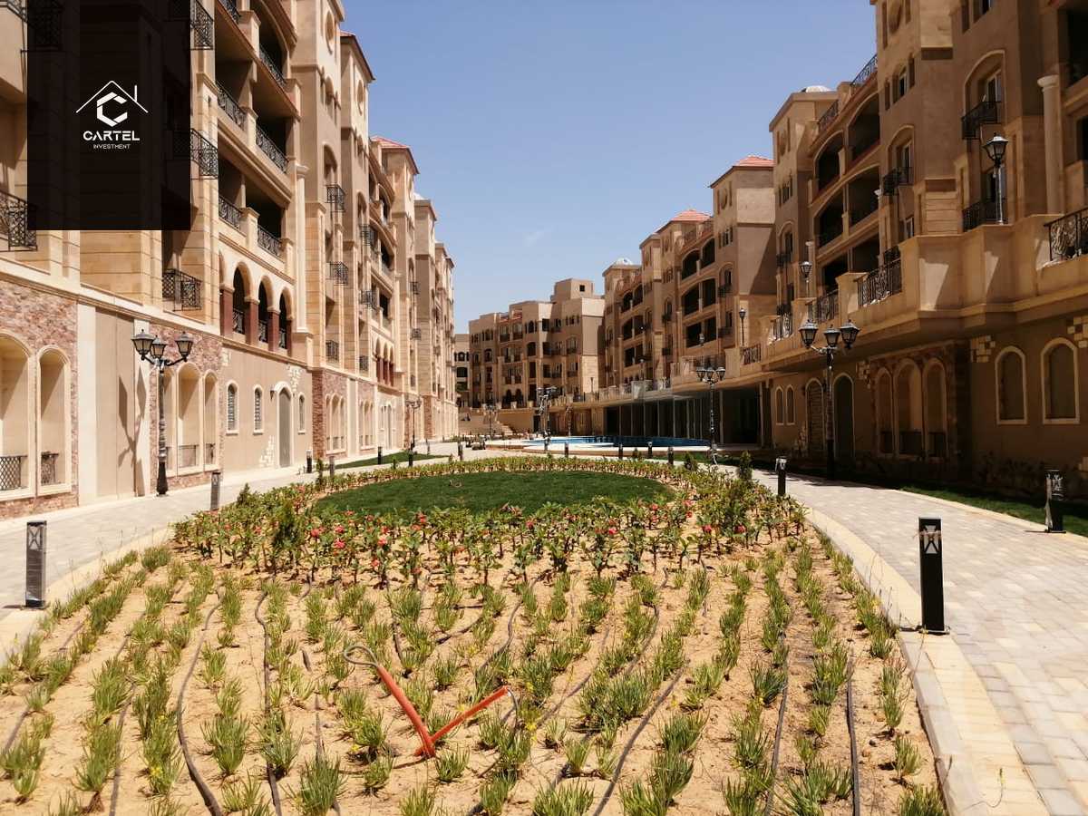 https://aqarmap.com.eg/en/listing/5516005-for-sale-cairo-new-cairo-compounds-rock-vera