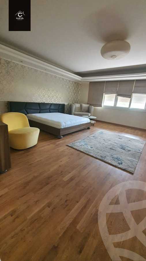 https://aqarmap.com.eg/en/listing/4861368-for-sale-cairo-new-cairo-compounds-mountain-view-hyde-park