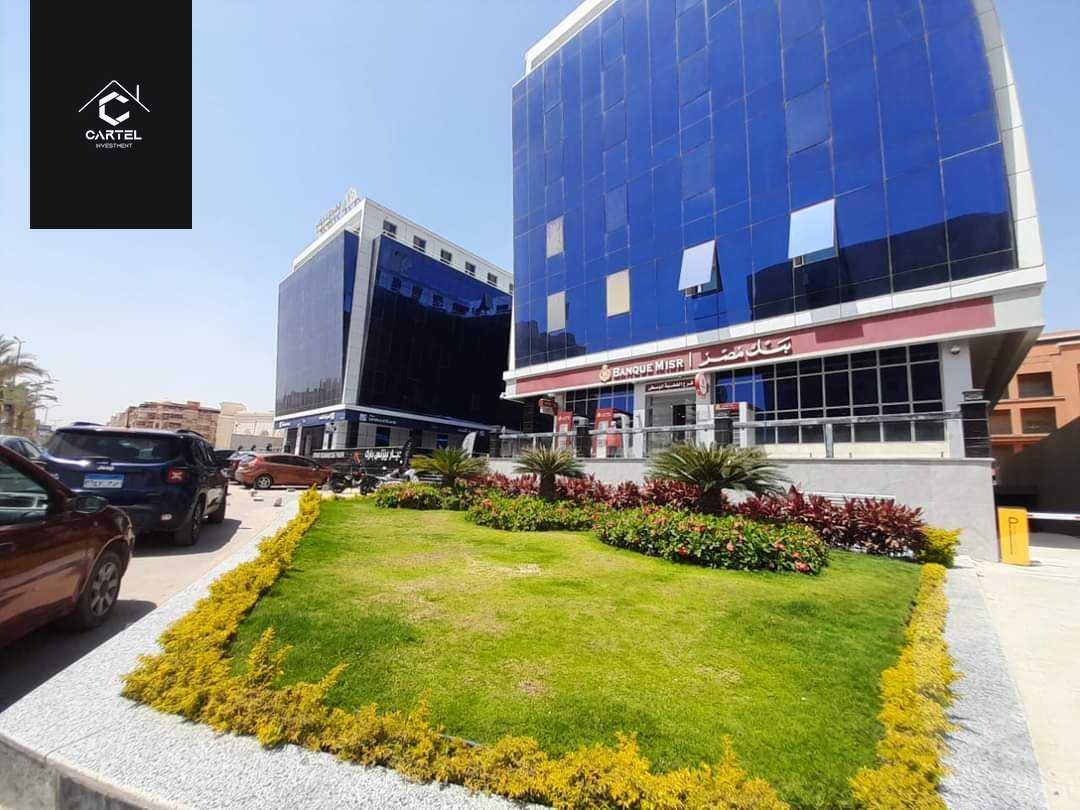 https://aqarmap.com.eg/en/listing/5287661-for-sale-cairo-mokattam-el-hadabah-el-wosta-compounds-diar-el-mokattam