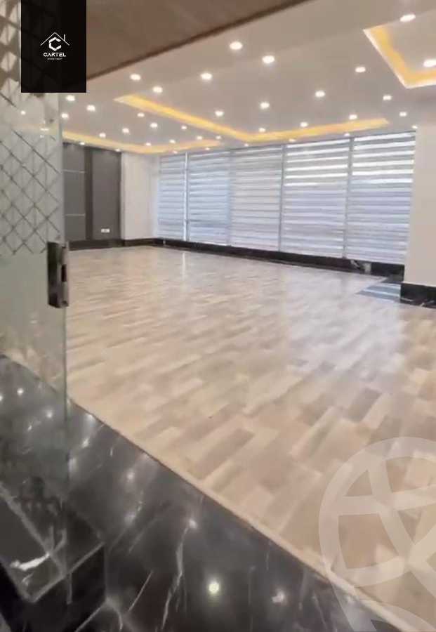 https://aqarmap.com.eg/ar/listing/5294767-for-sale-cairo-new-administrative-capital-the-governmental-district-jrnd-skwyr-mwl-byrmydz-llttwyr