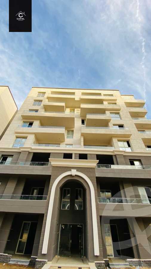 https://aqarmap.com.eg/en/listing/5385595-for-sale-cairo-new-administrative-capital-r7-de-joya-strip-mall-3-taj-misr