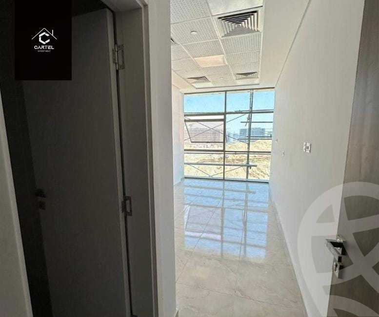 https://aqarmap.com.eg/en/listing/5389599-for-sale-cairo-new-administrative-capital-ldwn-twn-solano-mall-capital-link
