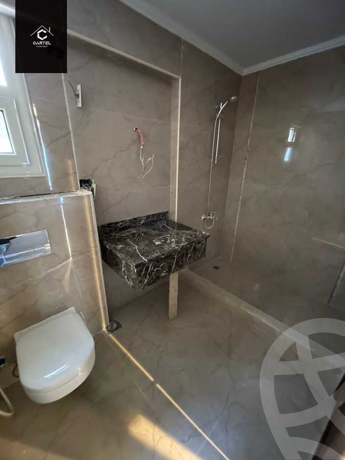 https://aqarmap.com.eg/ar/listing/5443634-for-sale-cairo-new-cairo-compounds-mwrd-fq-llttwyr
