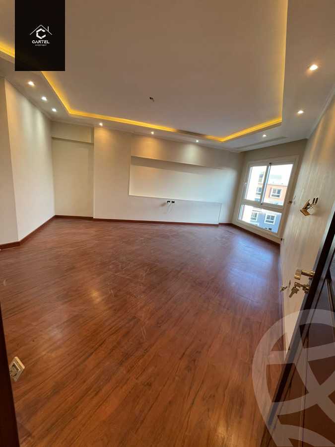 https://aqarmap.com.eg/ar/listing/5443634-for-sale-cairo-new-cairo-compounds-mwrd-fq-llttwyr