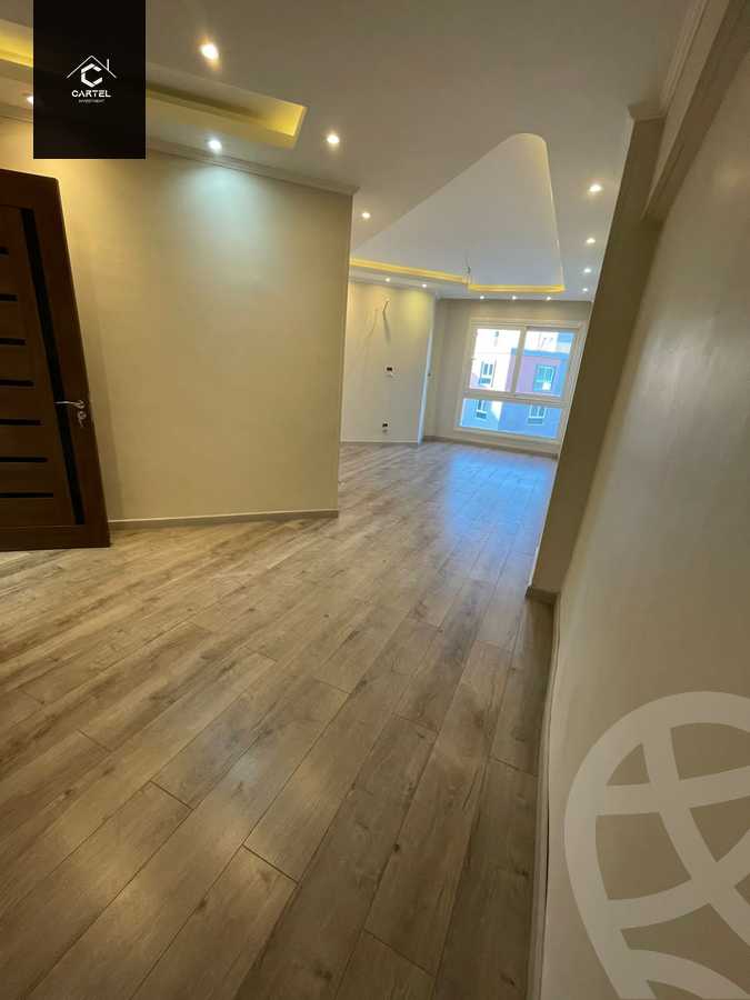 https://aqarmap.com.eg/ar/listing/5443634-for-sale-cairo-new-cairo-compounds-mwrd-fq-llttwyr