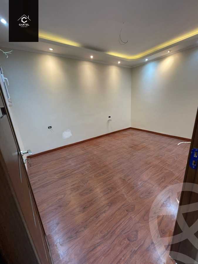 https://aqarmap.com.eg/ar/listing/5443634-for-sale-cairo-new-cairo-compounds-mwrd-fq-llttwyr