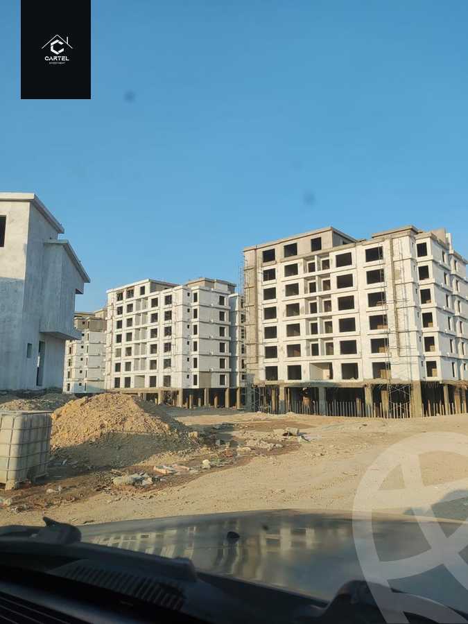 https://aqarmap.com.eg/ar/listing/5494758-for-sale-cairo-new-cairo-compounds-kmbwnd-kryk-twn-il-cazar
