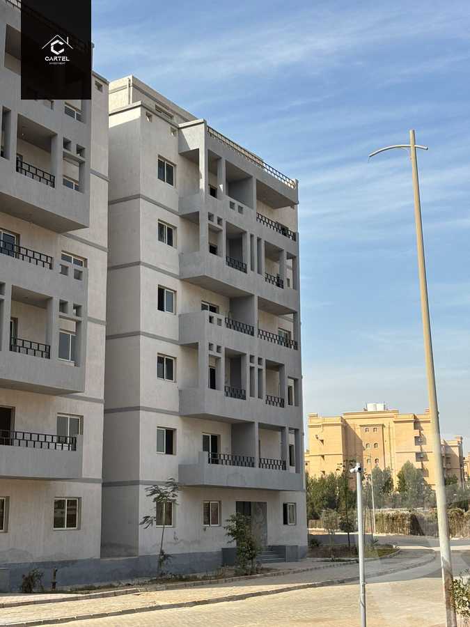 https://aqarmap.com.eg/ar/listing/5563415-for-sale-cairo-6th-of-october-hadaeq-october-kmbwnd-fy-hdyq-ktwbr-kenz