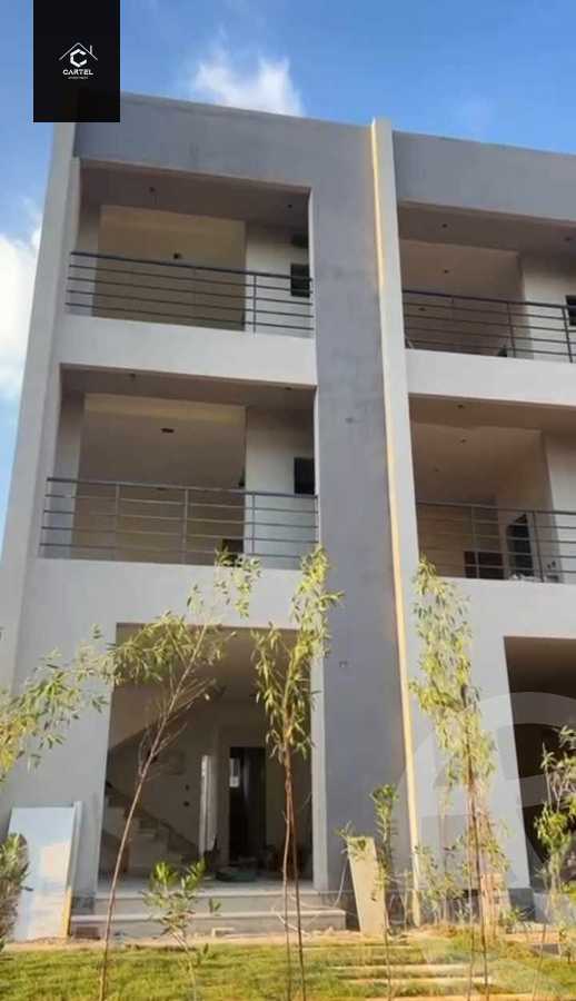 https://aqarmap.com.eg/en/listing/6018344-for-sale-cairo-new-cairo-lmstqbl-syty-compounds-kmbwnd-mwnty-nbwlywny-rybwrtj-l-qry