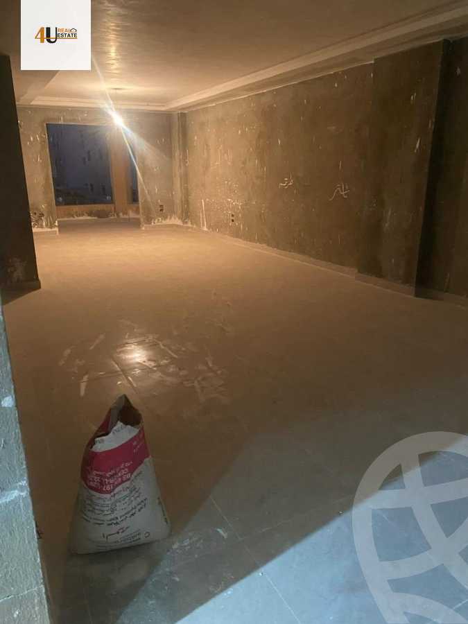https://aqarmap.com.eg/ar/listing/4657723-for-sale-cairo-new-cairo-south-investors-mohammed-nagib-axis-st