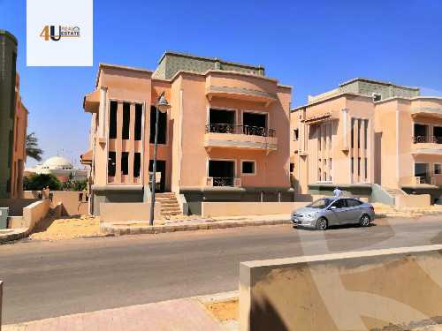 https://aqarmap.com.eg/ar/listing/5352767-for-sale-cairo-new-cairo-compounds-garden-view-2-dream-town