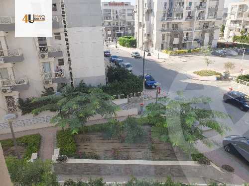 https://aqarmap.com.eg/en/listing/5355603-for-sale-cairo-new-cairo-compounds-jyd