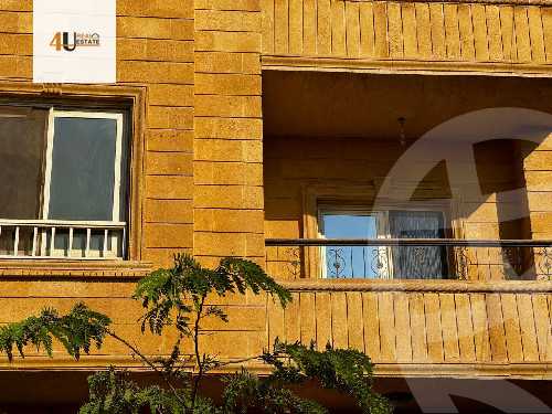 https://aqarmap.com.eg/ar/listing/5443094-for-sale-cairo-new-cairo-first-settlement-neighbourhood-10-badee-khairy-st