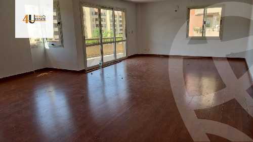 https://aqarmap.com.eg/en/listing/5597721-for-sale-cairo-new-cairo-lrhb-city-phase-1-ahmed-rami-st