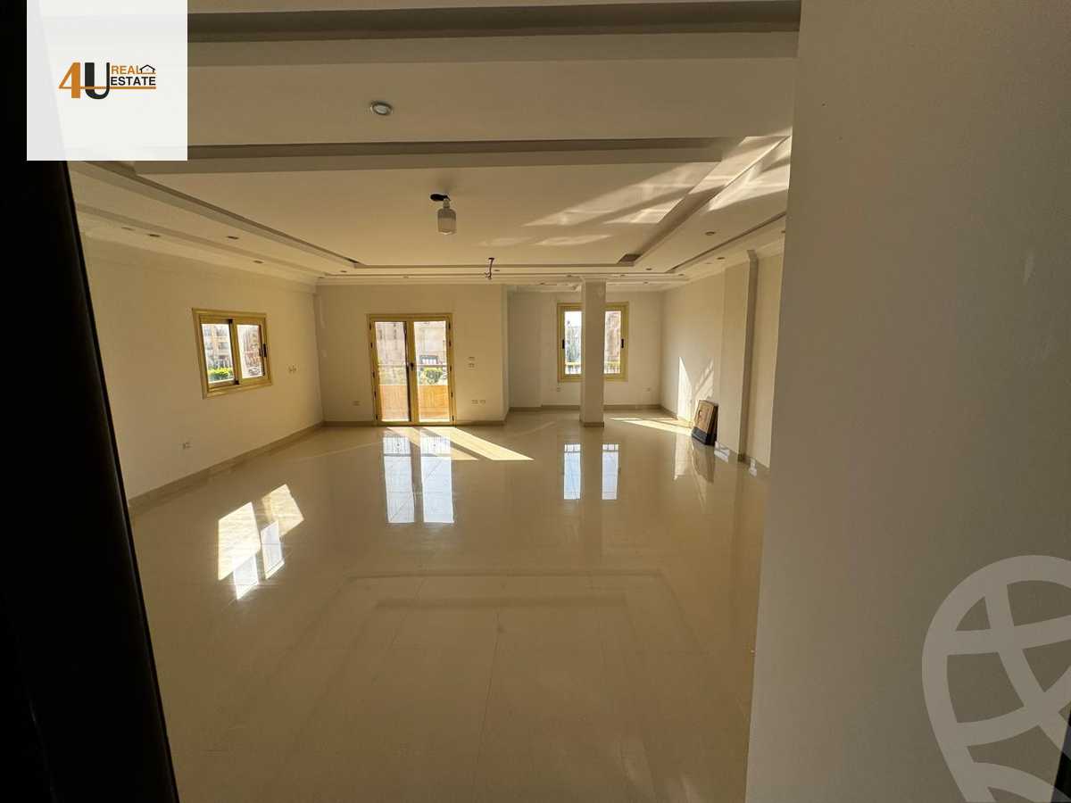 https://aqarmap.com.eg/ar/listing/5602272-for-sale-cairo-new-cairo-first-settlement-mhwr-mstfy-kml