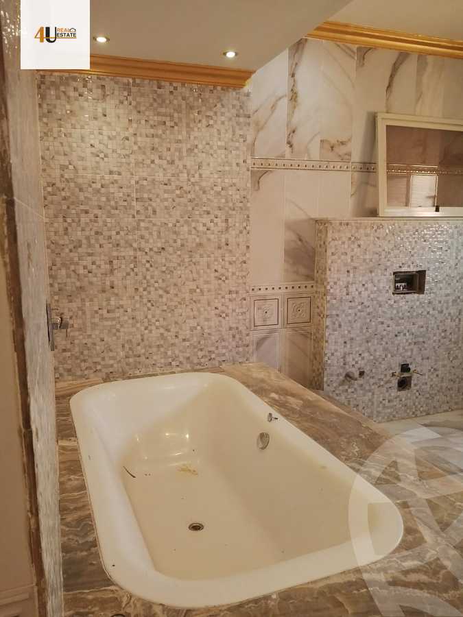 https://aqarmap.com.eg/ar/listing/5872693-for-sale-cairo-new-cairo-el-yassamin-el-yasmeen-7-abdul-aziz-al-koussi-st