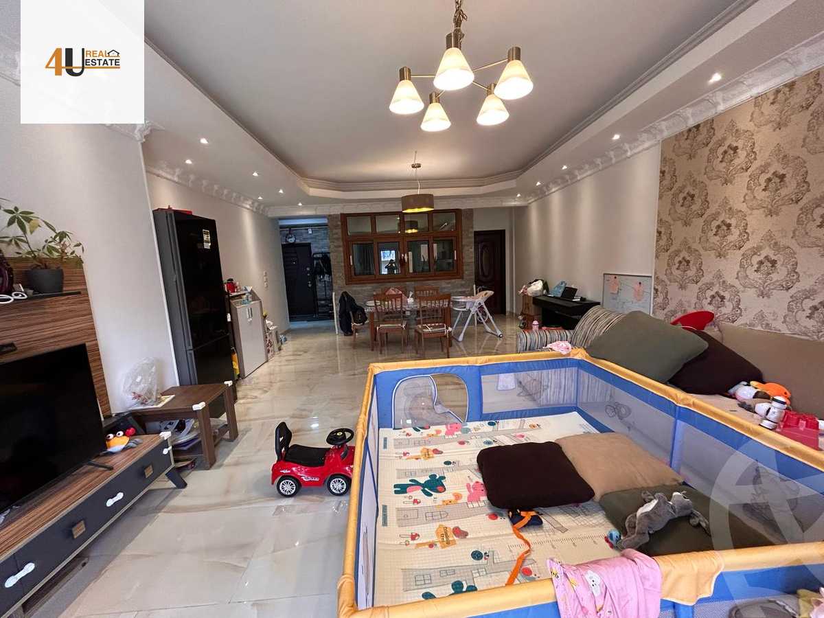 https://aqarmap.com.eg/en/listing/5899688-for-sale-cairo-new-cairo-compounds-nakhil-village